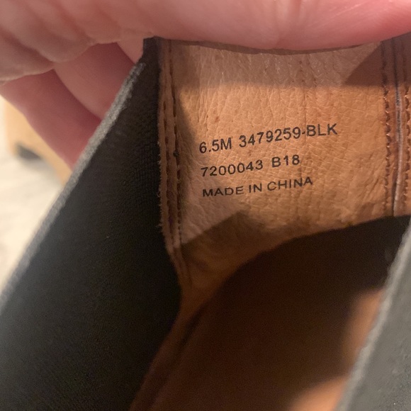 Frye Anna Chelsea Leather Boots - Picture 10 of 11